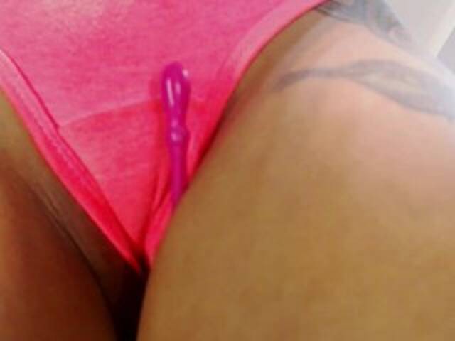 Трансляцияның скриншоттары AabbyCandy