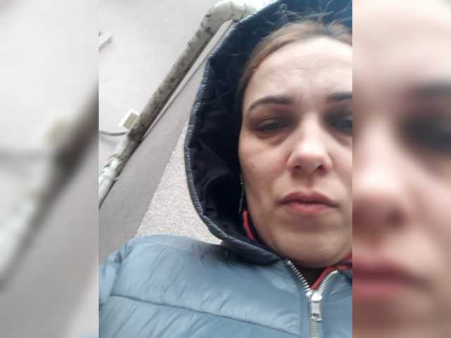 Трансляцияның скриншоттары AbbyBones