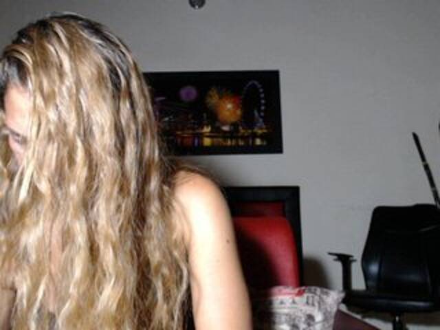 Трансляцияның скриншоттары AbySimons