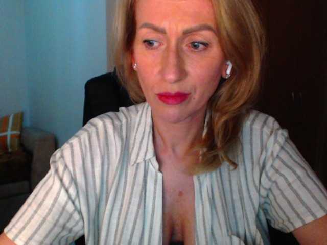 Трансляцияның скриншоттары AdreySmith