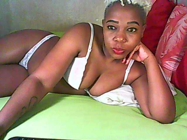 Трансляцияның скриншоттары AfriGoddess