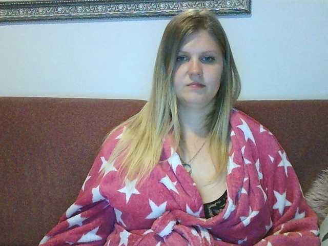 Трансляцияның скриншоттары AileenGreen