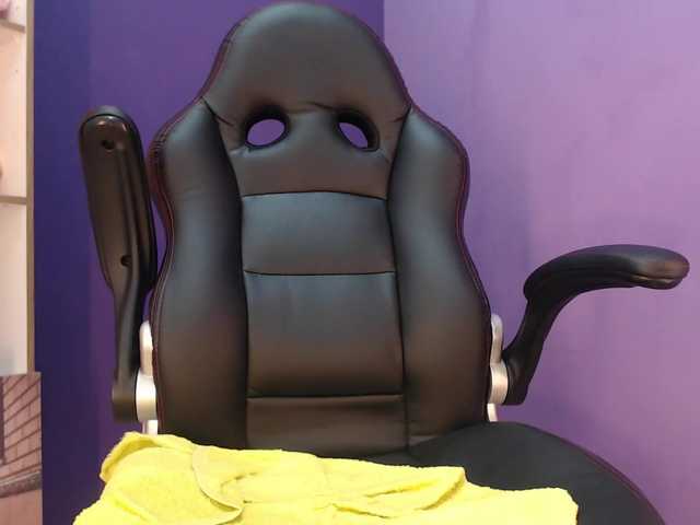 Трансляцияның скриншоттары AlexaGrays