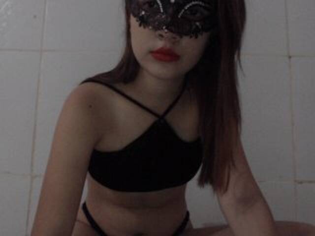 Трансляцияның скриншоттары alicesousa01