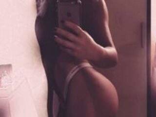 Эротикалық бейне чат allessiaaa