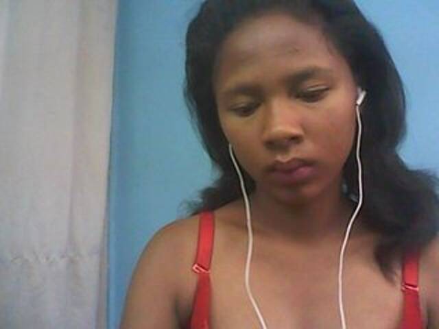 Трансляцияның скриншоттары almapleasure