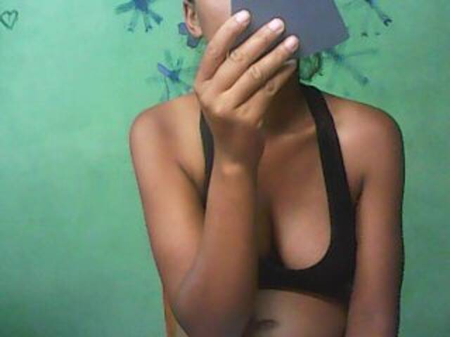 Трансляцияның скриншоттары almapleasure