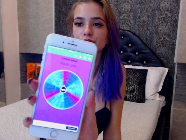 Трансляцияның скриншоттары AmaliaKeys