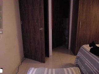 Эротикалық бейне чат AmyHarlow