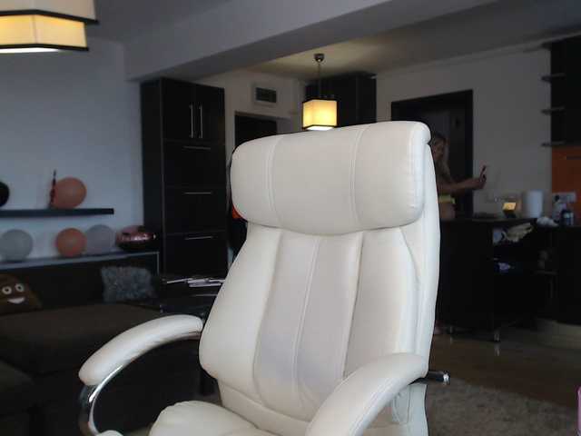 Трансляцияның скриншоттары AmySuperHeroe