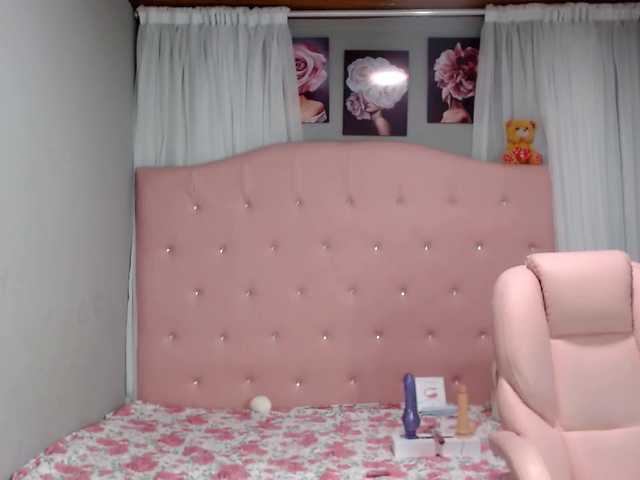 Трансляцияның скриншоттары AmyWright