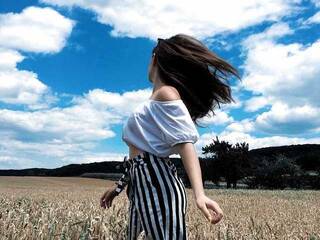 Эротикалық бейне чат angela-devil