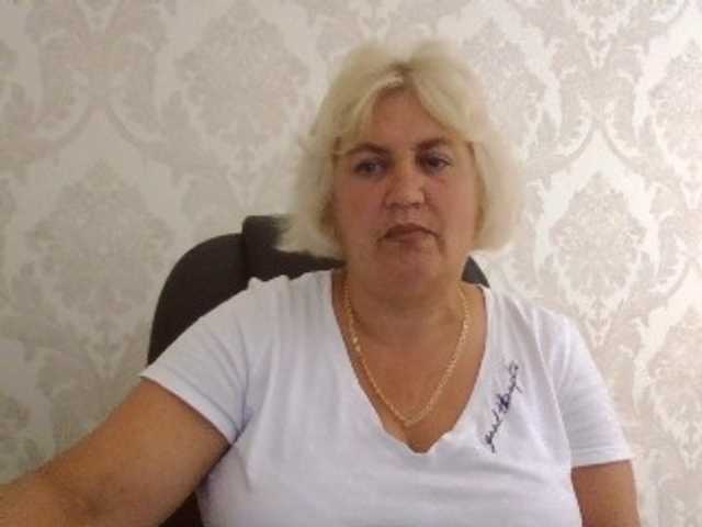 Трансляцияның скриншоттары AngelaFamez