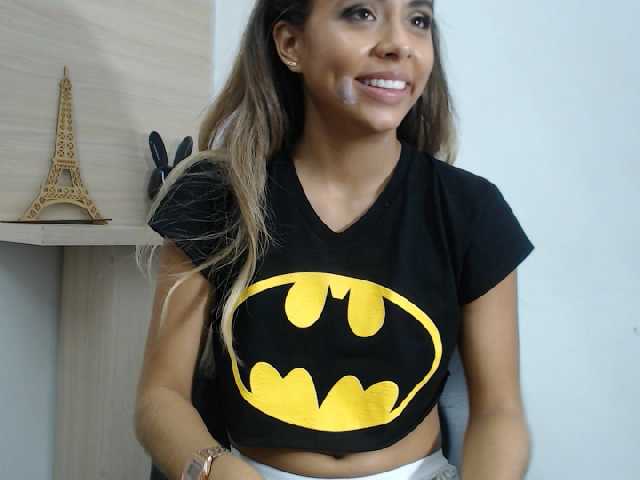 Трансляцияның скриншоттары Antonellaa