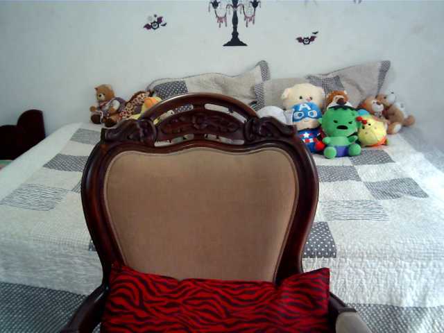 Трансляцияның скриншоттары aprilpeyton