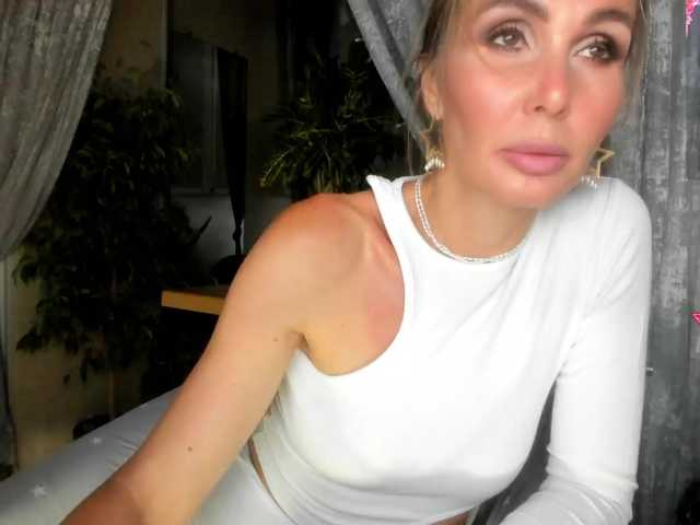 Трансляцияның скриншоттары Aurora108