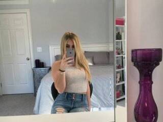 Эротикалық бейне чат beachysummerg