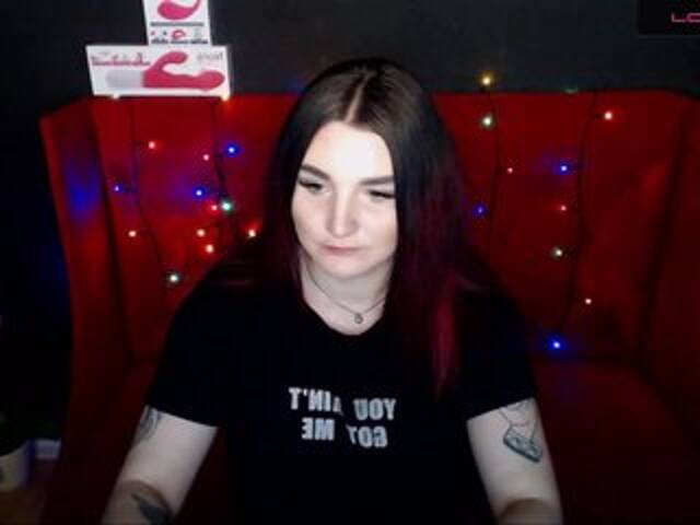 Трансляцияның скриншоттары BellaJays