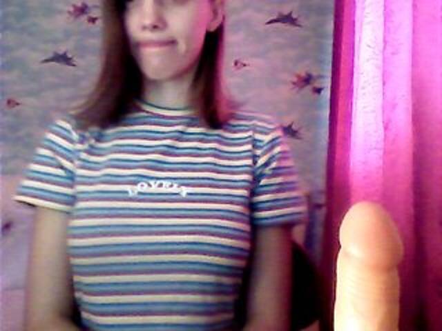 Трансляцияның скриншоттары BellaRaim