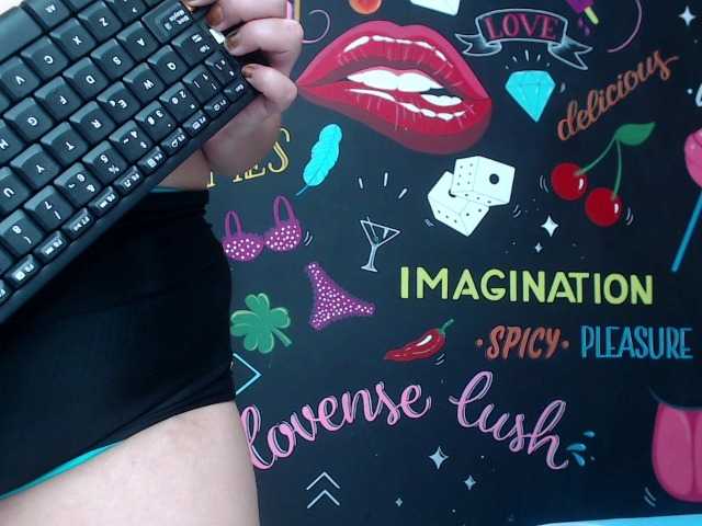 Трансляцияның скриншоттары BellaSmith