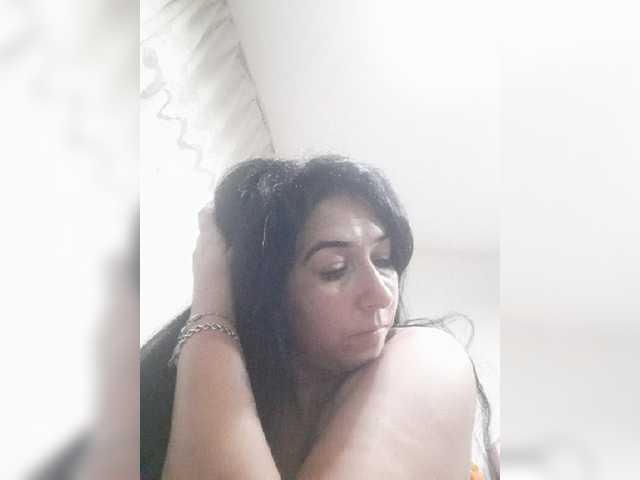 Трансляцияның скриншоттары BetyLicious89