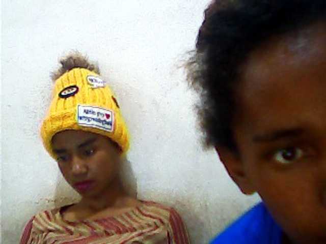 Трансляцияның скриншоттары Black-Doubles