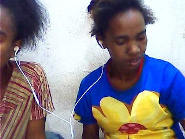 Трансляцияның скриншоттары Black-Doubles