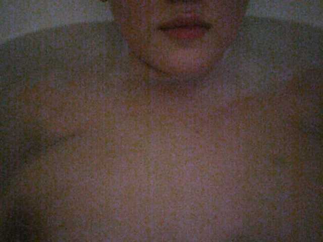 Трансляцияның скриншоттары SofiNikson