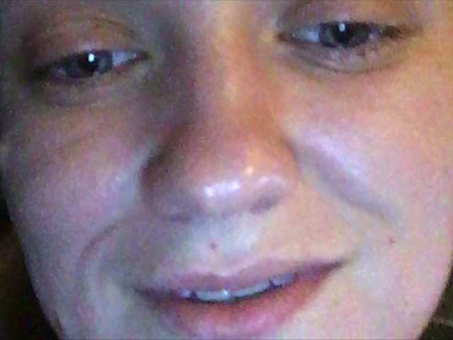 Трансляцияның скриншоттары SofiOO1