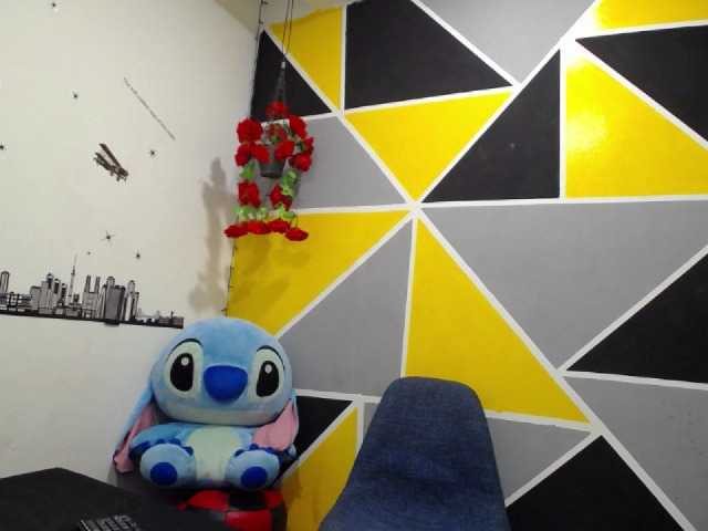 Трансляцияның скриншоттары vikkydiff1