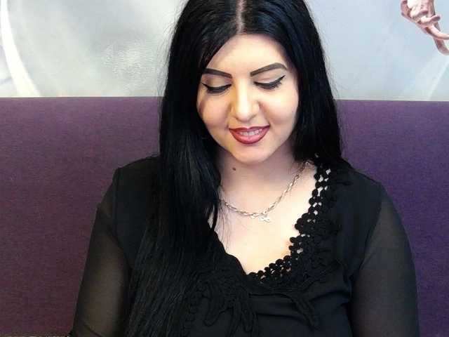 Трансляцияның скриншоттары Bootycandy