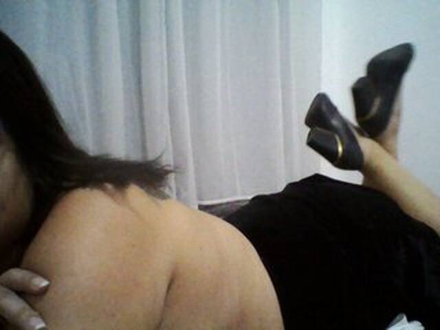 Трансляцияның скриншоттары boredtodeath