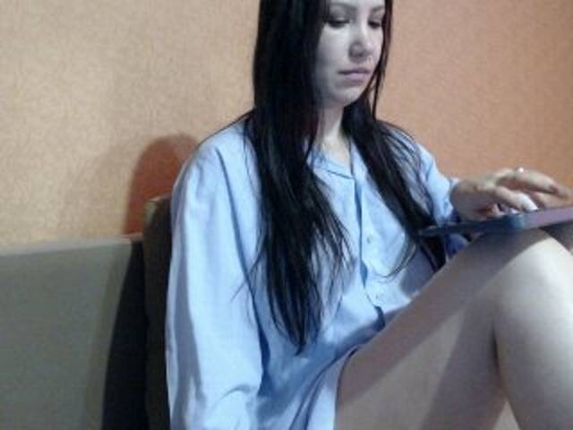 Трансляцияның скриншоттары Bri-