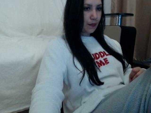 Трансляцияның скриншоттары Bri-