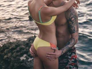 Эротикалық бейне чат brian-corey