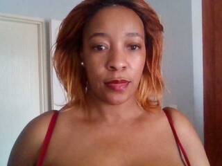 Эротикалық бейне чат BustyAfribabe