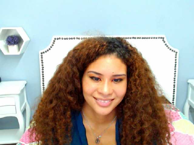 Трансляцияның скриншоттары CameronBrook