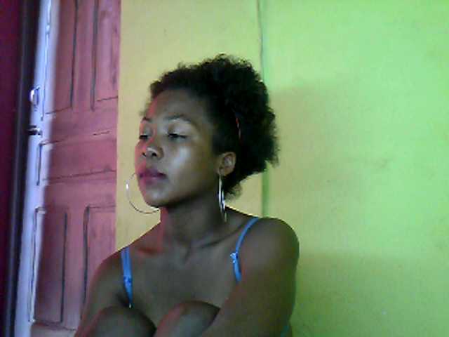 Трансляцияның скриншоттары candycrush