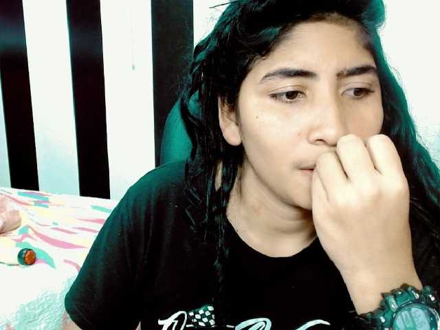 Трансляцияның скриншоттары CandyKasss