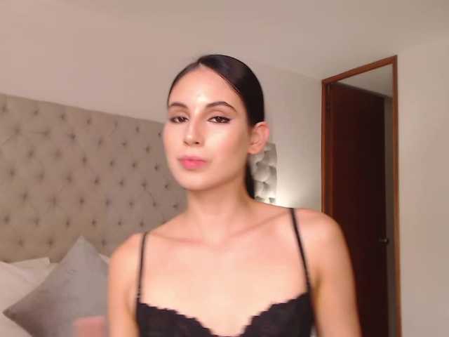 Трансляцияның скриншоттары carolinamira