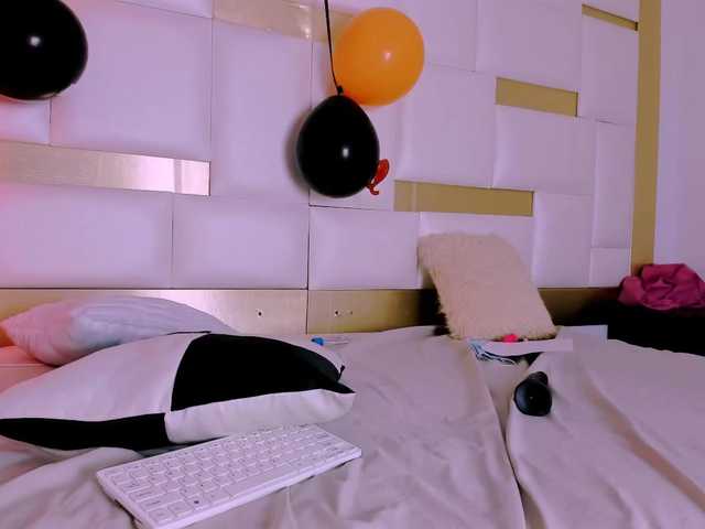 Трансляцияның скриншоттары Celeste-fi