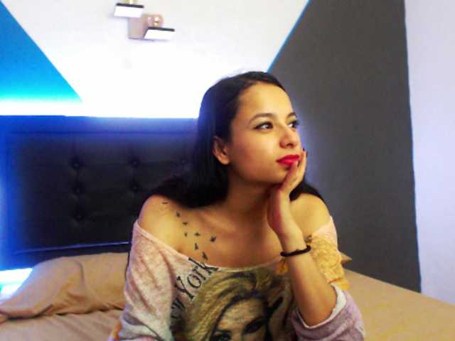 Трансляцияның скриншоттары Celeste-rouse