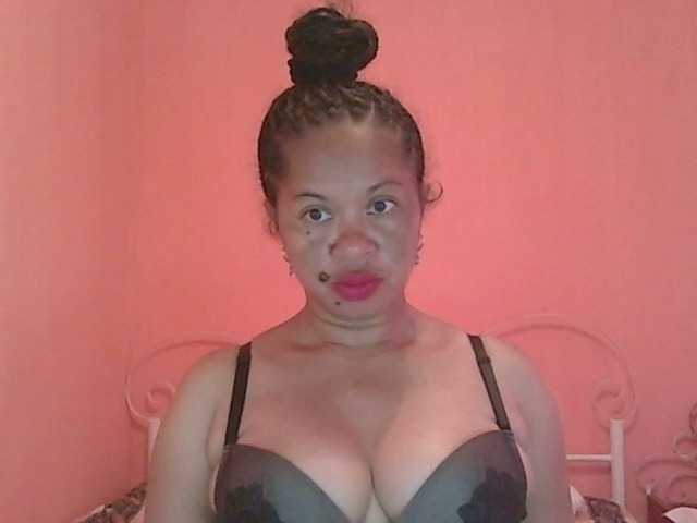 Трансляцияның скриншоттары chatte-rose