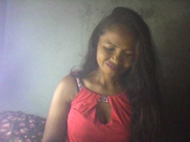 Трансляцияның скриншоттары cheri-coco