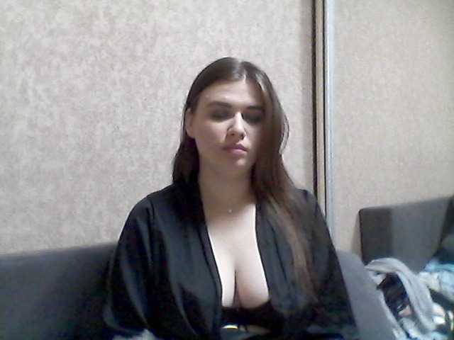 Трансляцияның скриншоттары CherryLaNude