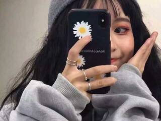 Эротикалық бейне чат ChikyNicki