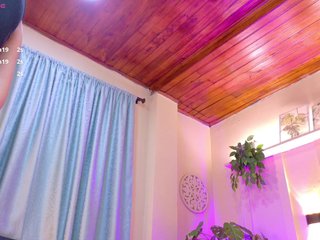 Эротикалық бейне чат chloe-rosse