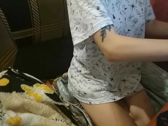 Трансляцияның скриншоттары CinnamonRolls