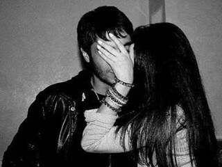 Эротикалық бейне чат coupledogxx