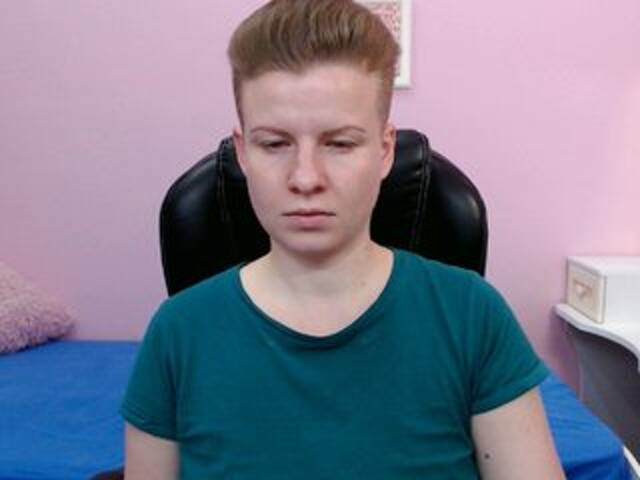 Трансляцияның скриншоттары SteelbladeXXX